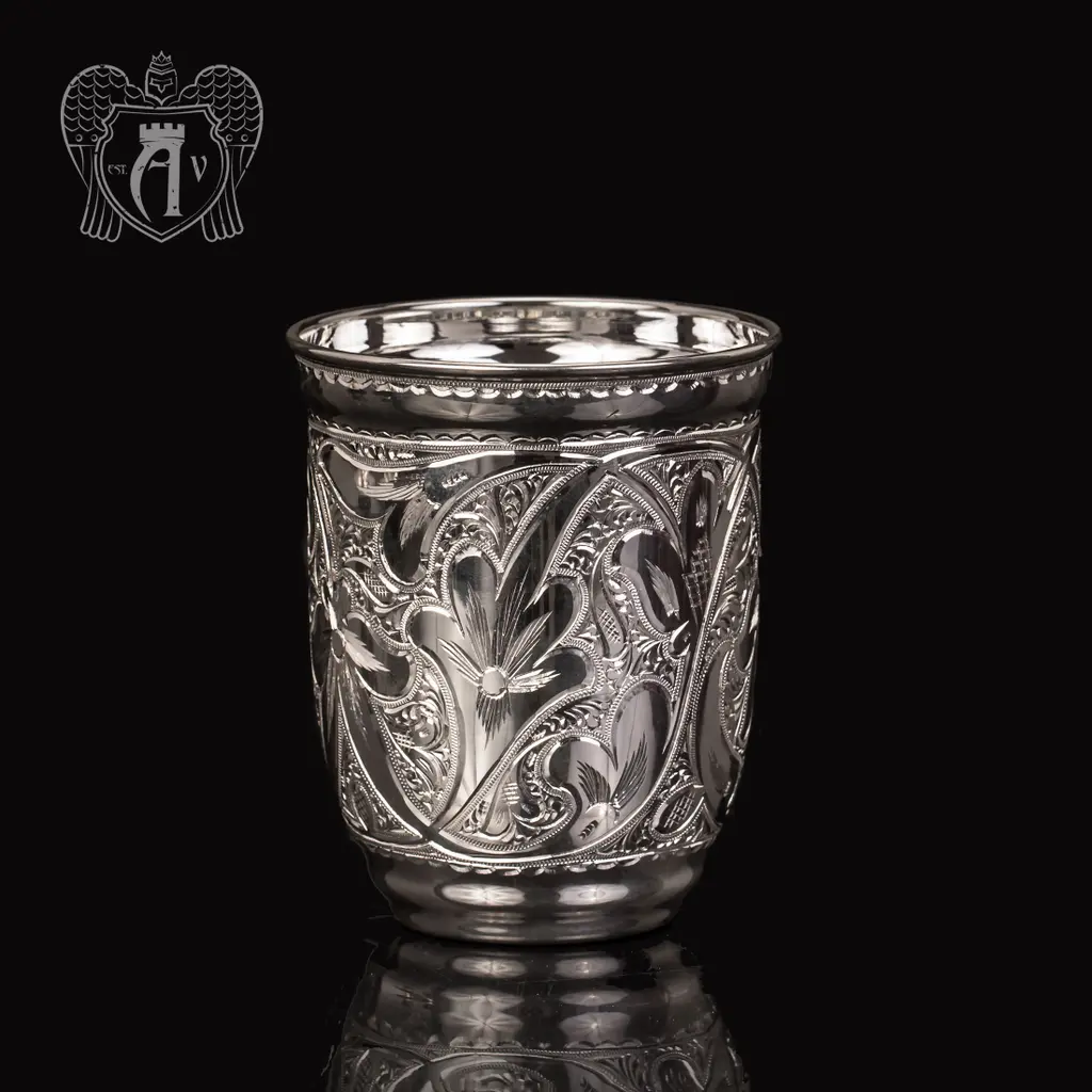Стакан из чистого серебра 999 пробы «Капля росы»