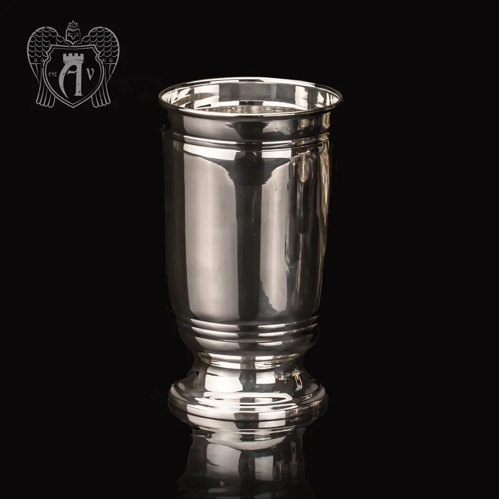 Стакан из чистого серебра 999 пробы «Свежесть»
