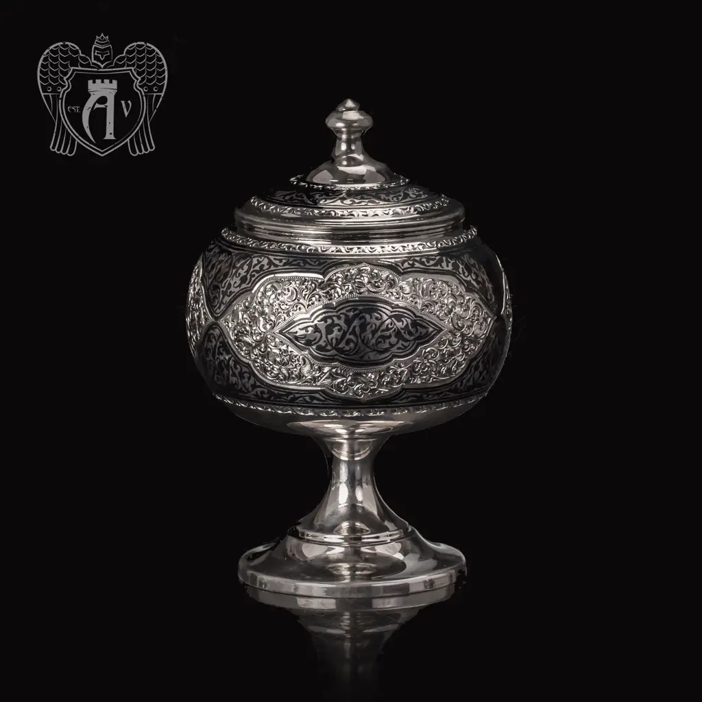 Вареньица серебряная с крышкой «Кармен»