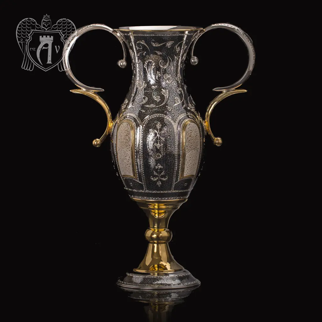 Ваза из серебра с позолотой «Афина»