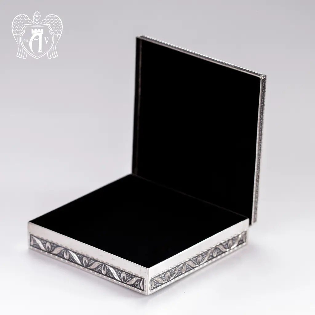 Портсигар настольный из серебра  «Авантаж» - фото 5