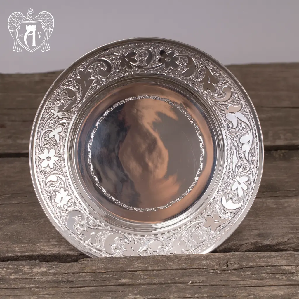 Тарелка «Розалия» из чистого серебра 999 пробы - фото 4