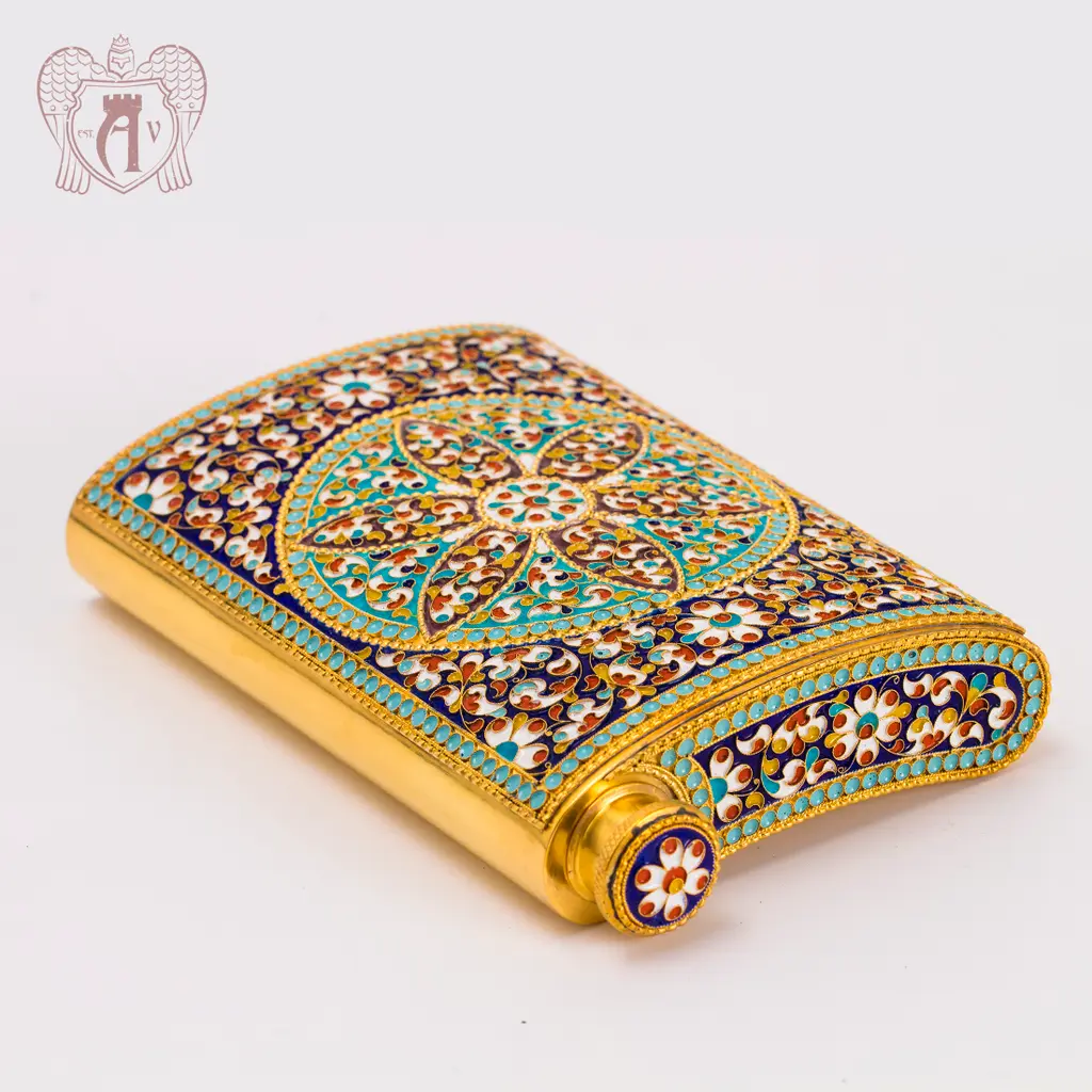 Серебряная фляжка  «Гелиос» с позолотой и эмалью - фото 2