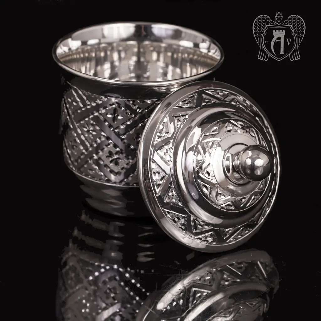 Маленький  стакан для меда  «Витязь» из чистого серебра 999 пробы - фото 2