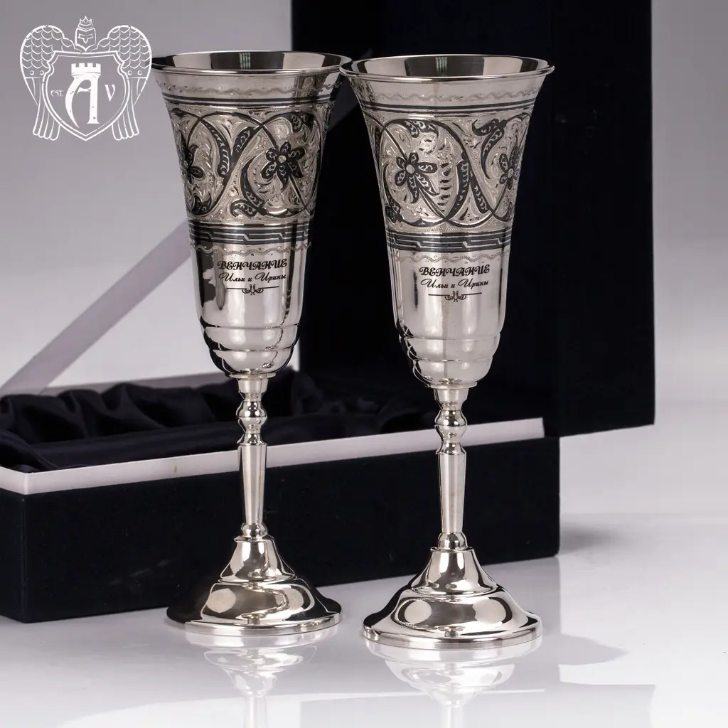 Серебряные бокалы на венчание с гравировкой для жениха и невесты «Свадебные» 2 шт - фото 4