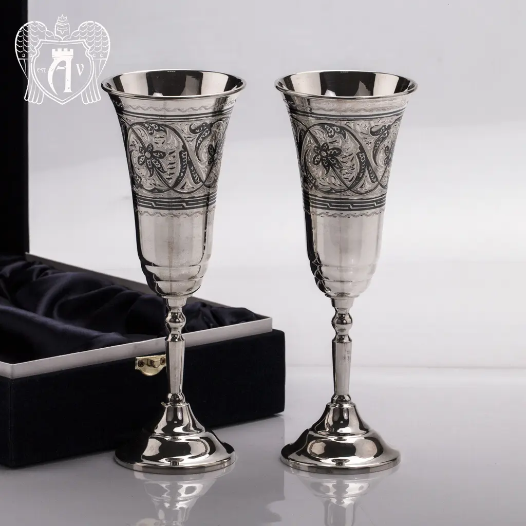 Серебряные бокалы на венчание с гравировкой для жениха и невесты «Свадебные» 2 шт - фото 6