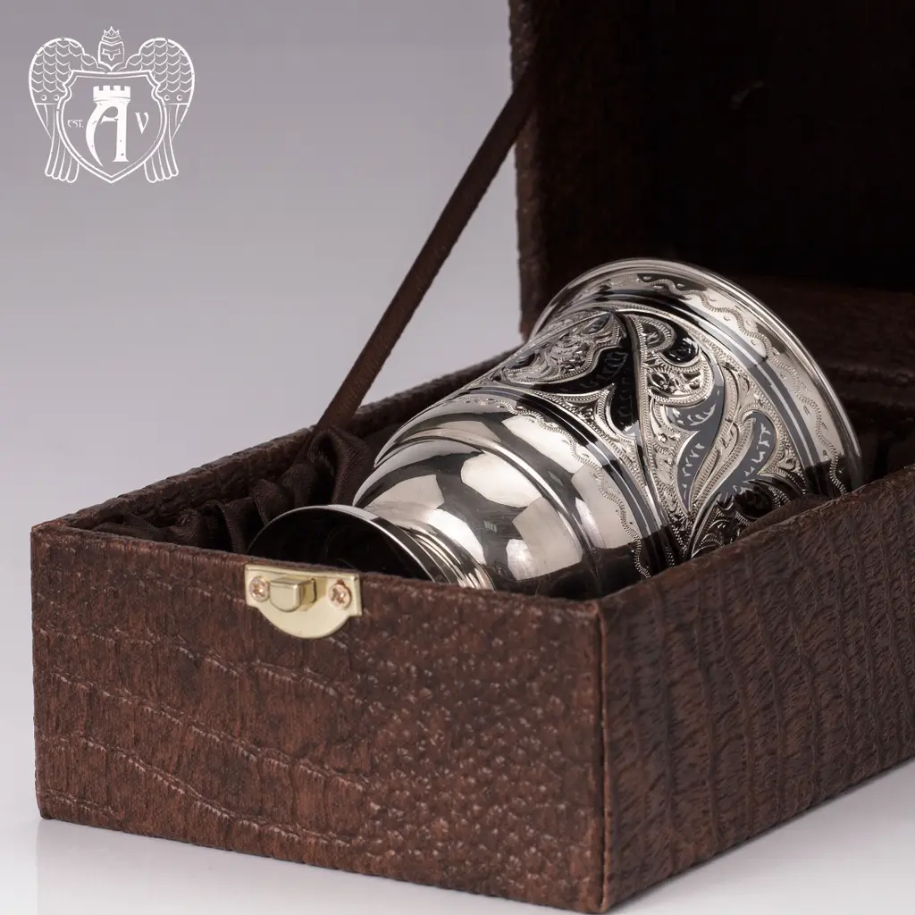 Серебряный стакан «Виноградная лоза» - фото 4