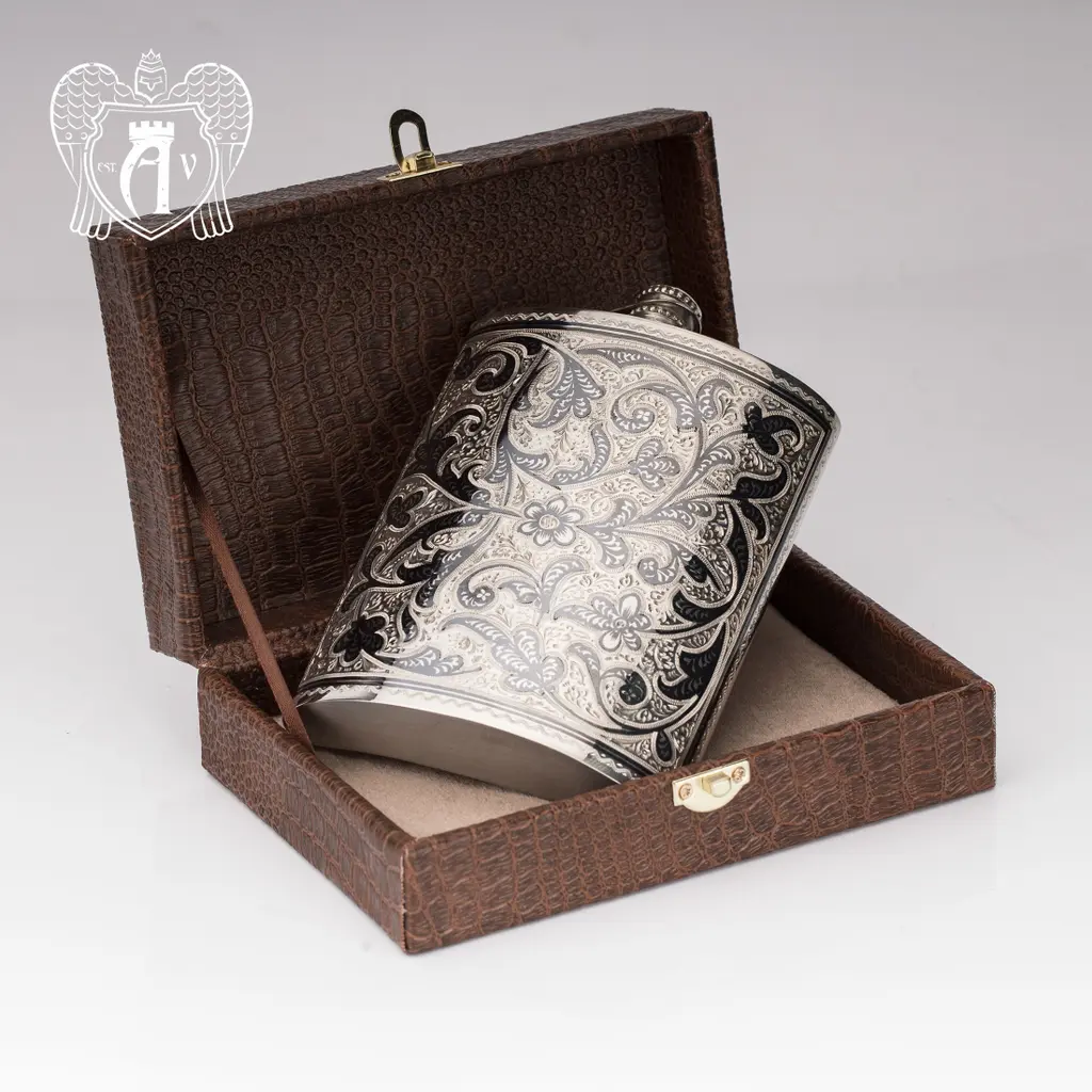 Фляжка  из серебра  «Торин» - фото 4