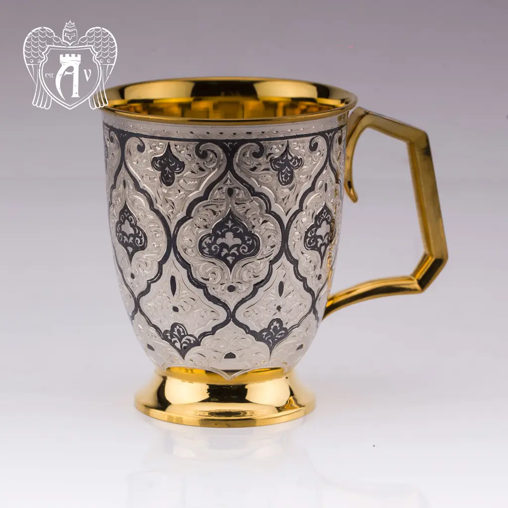 Кружка из серебра «Парис» с золочением - фото 2