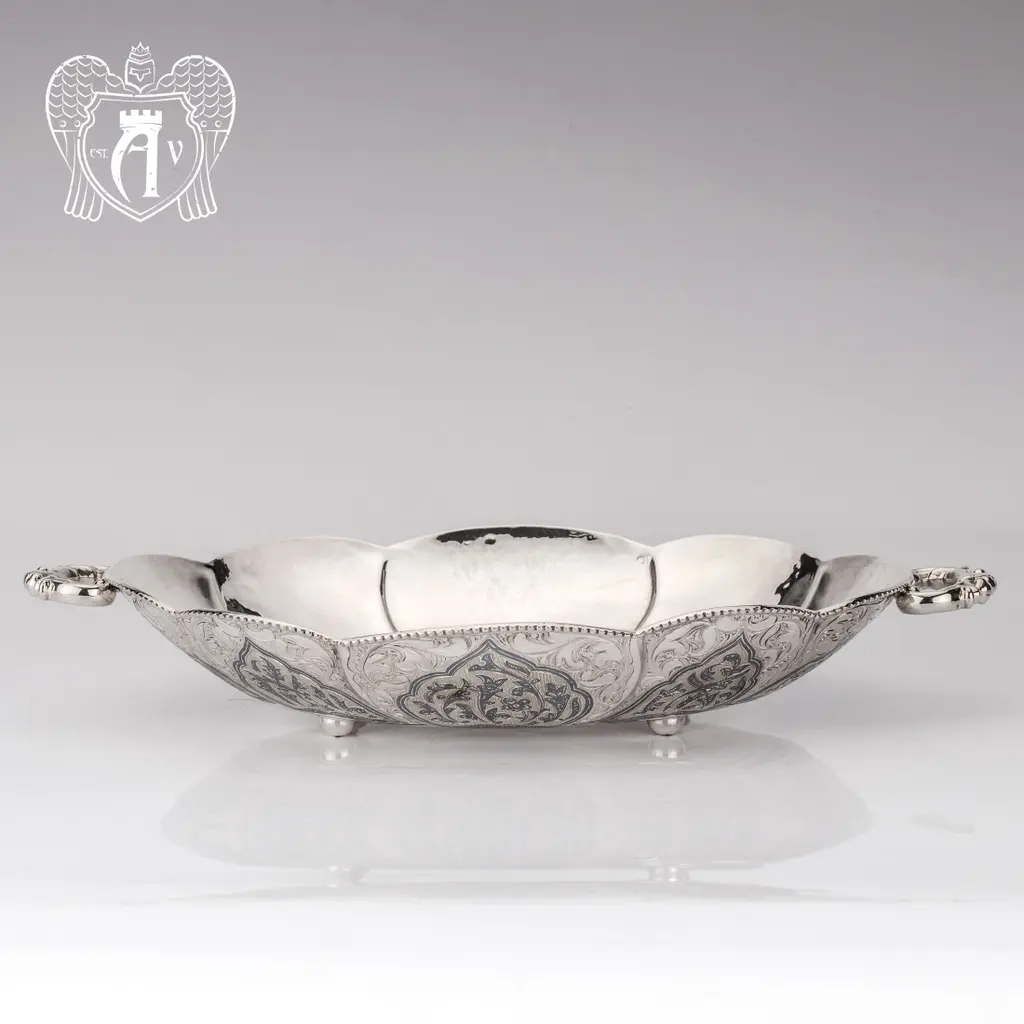 Блюдо из серебра «Мадонна» - фото 2