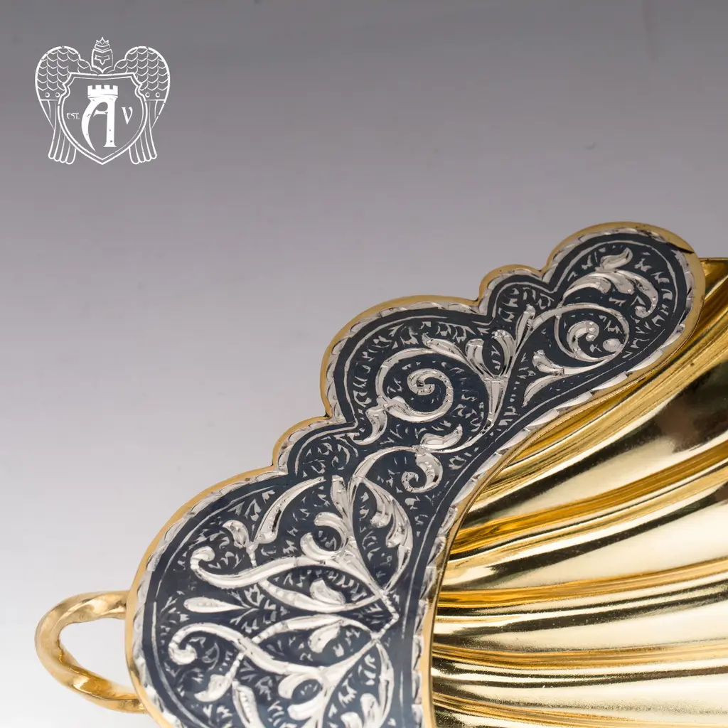 Серебряная конфетница/икорница «Ракушка с золочением и чернью» - фото 3