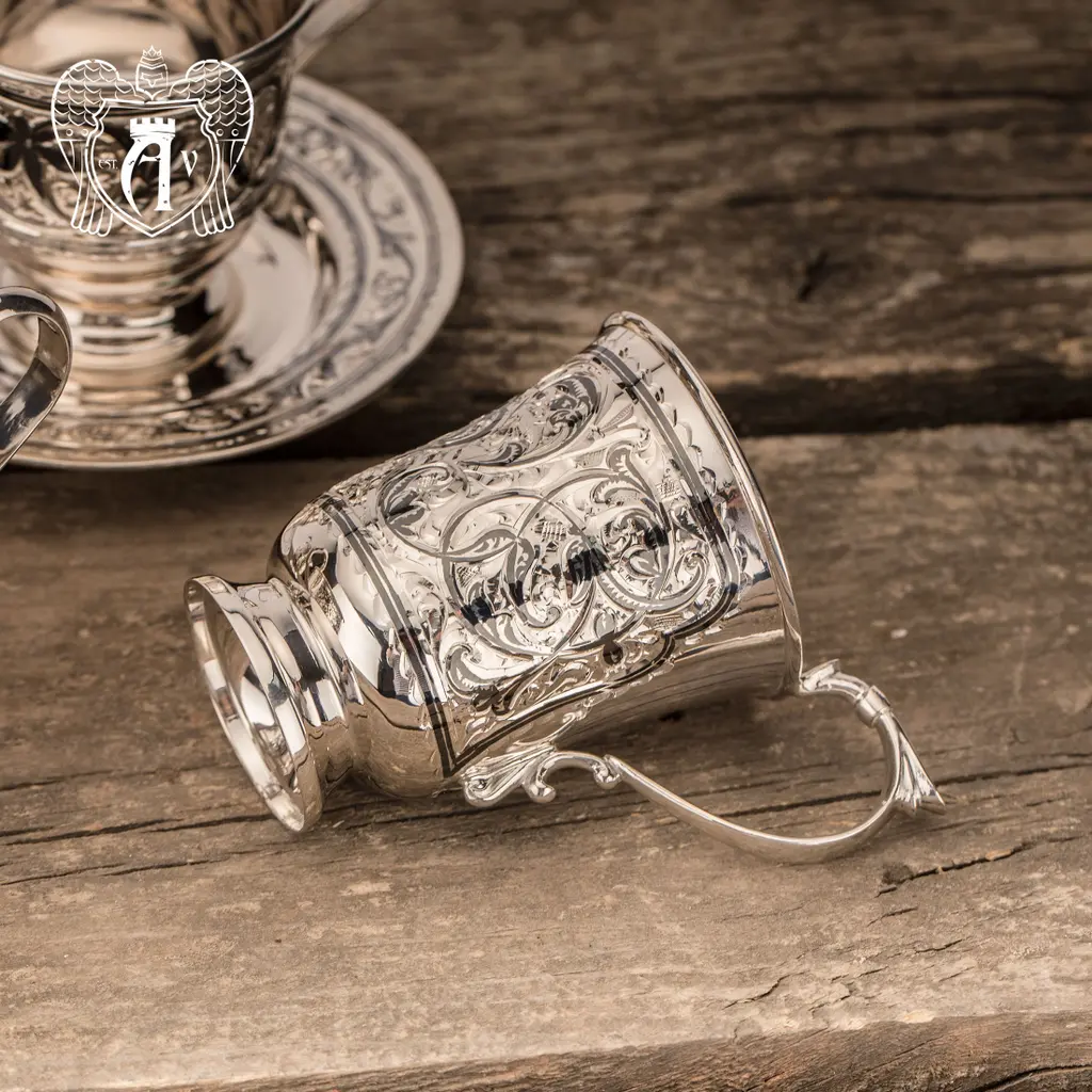 Кружка из серебра для напитков  «Клодия» - фото 4