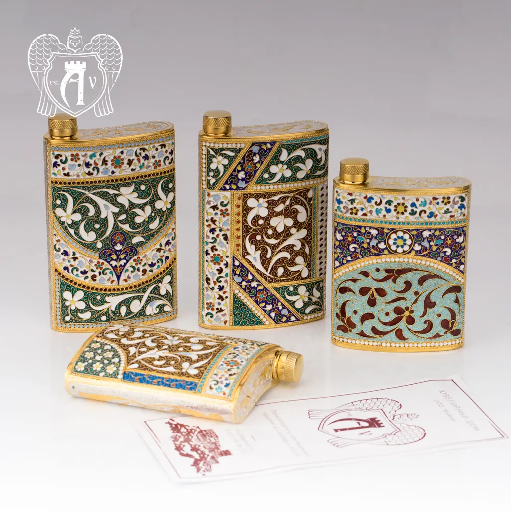 Серебряная фляжка  «Балин» с позолотой и эмалью - фото 5