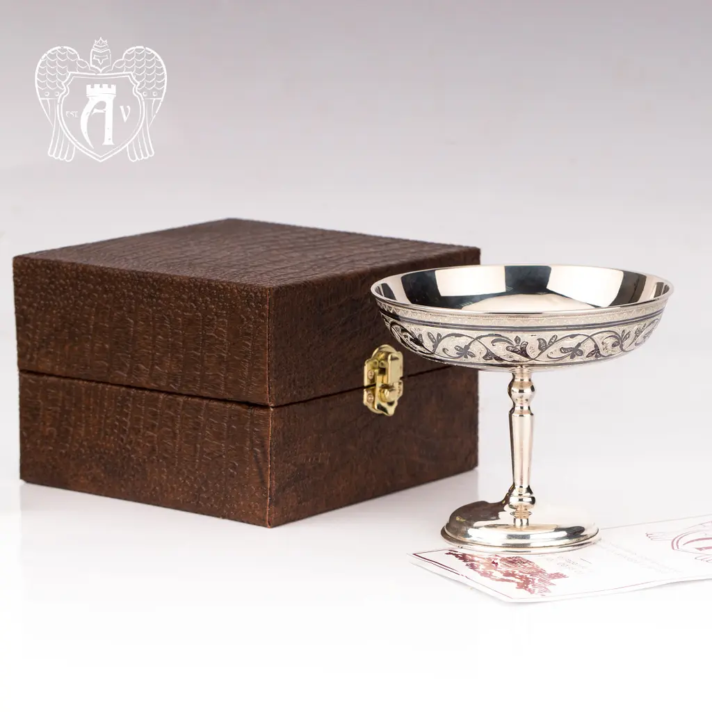 Конфетница из серебра  «Виноградная лоза» - фото 6