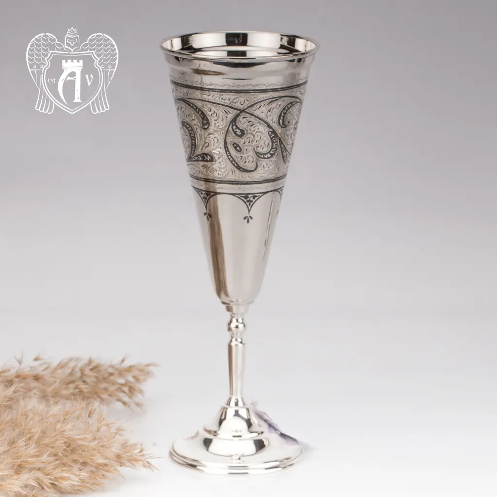 Большой бокал из серебра «Колосс» - фото 2
