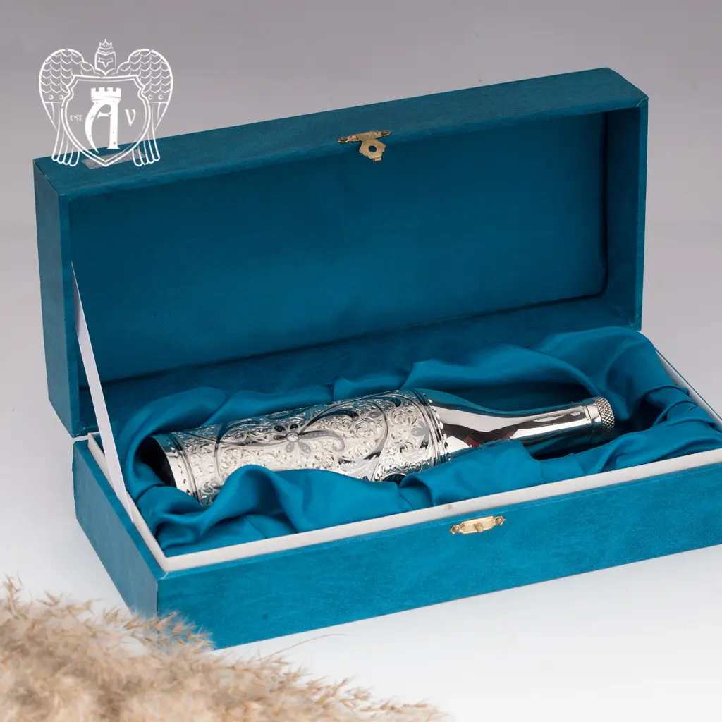 Серебряная бутылка «Освальд» - фото 6