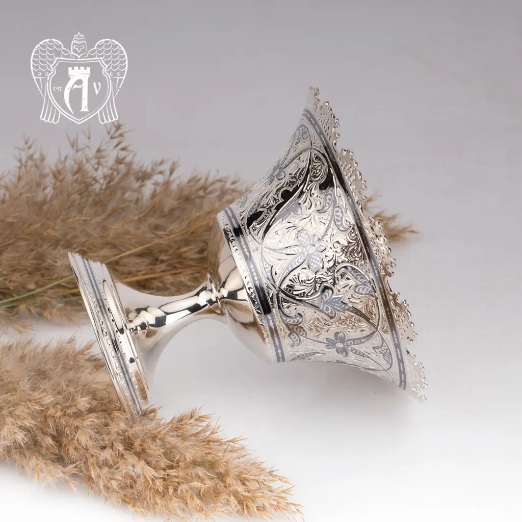 Конфетница из серебра  «Мирелла» - фото 3