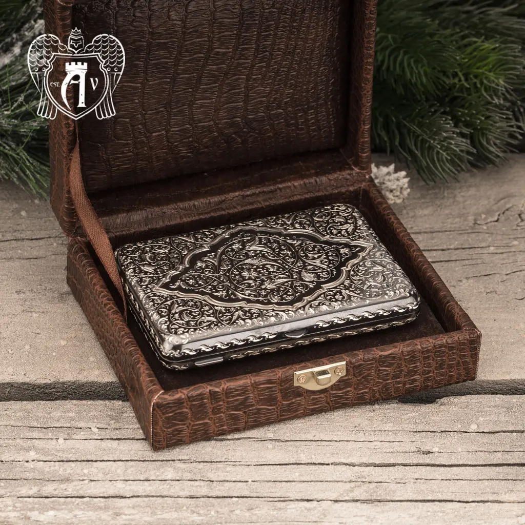 Портсигар из серебра «Гор» - фото 4