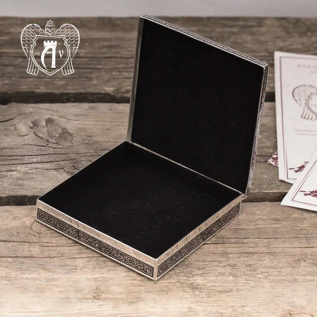 Портсигар настольный из серебра «Граф» - фото 2