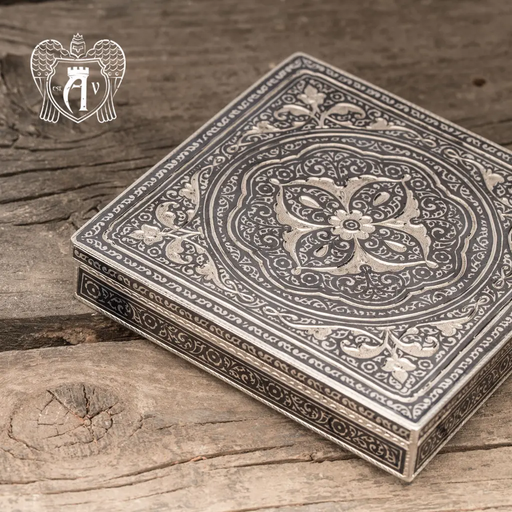 Портсигар настольный из серебра «Граф» - фото 3