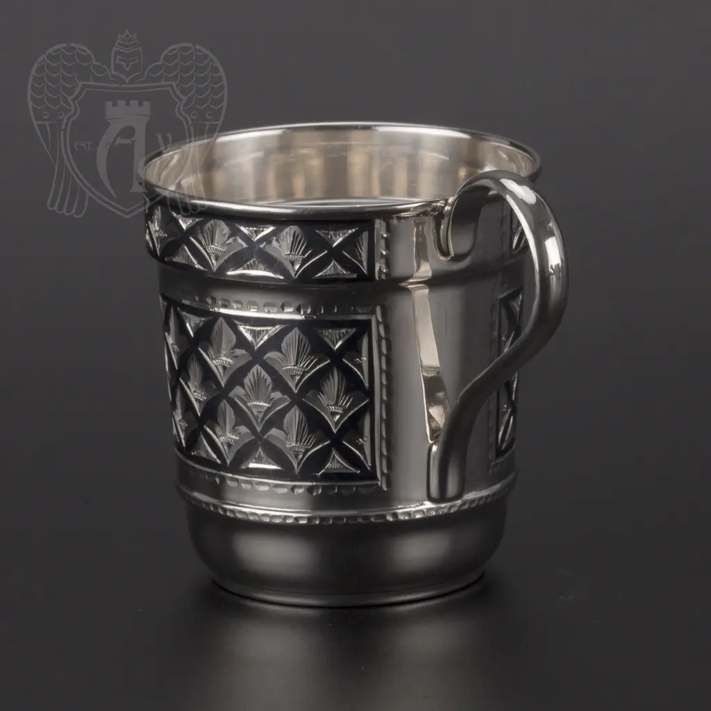 Серебряная кружка «Роял» - фото 2