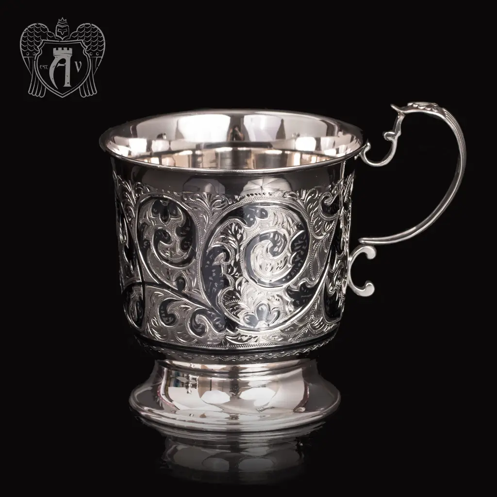 Большая кружка из серебра для напитков  «Тирион»